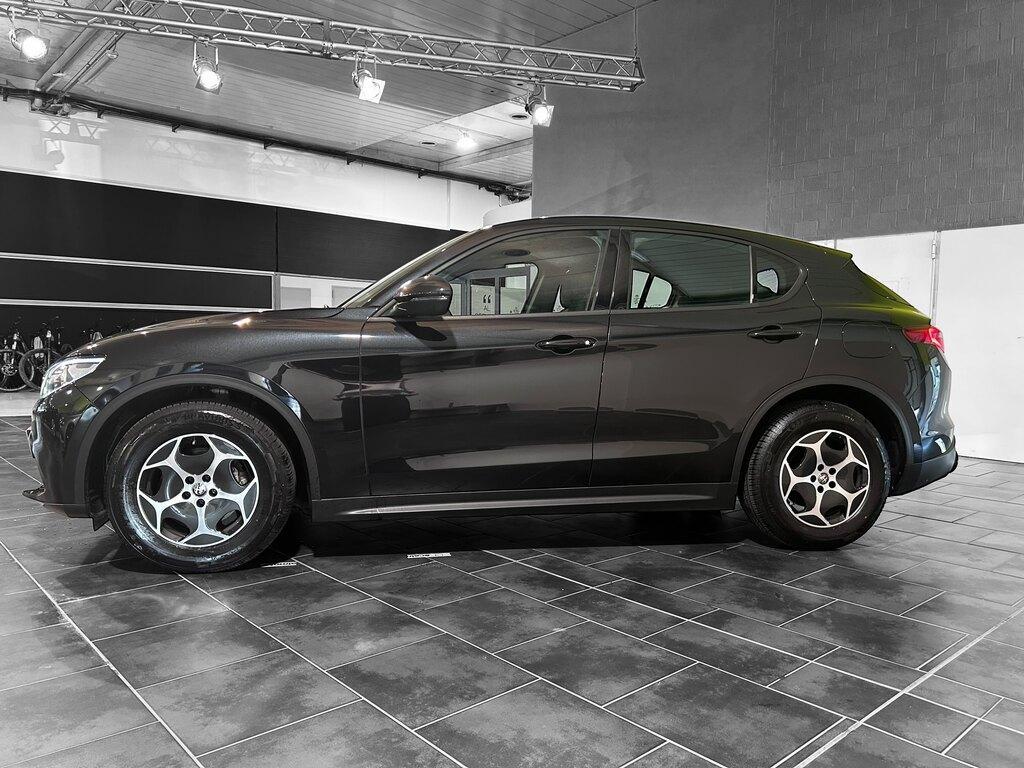 Alfa Romeo Stelvio 2.2 Turbo Business Q4 AT8
