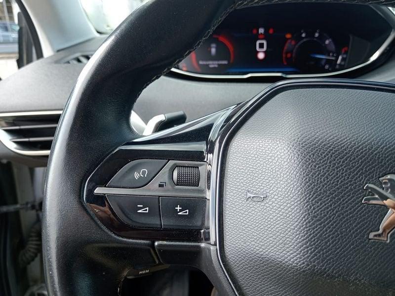 Peugeot 3008 BlueHDI 130 EAT8 S&S Allure