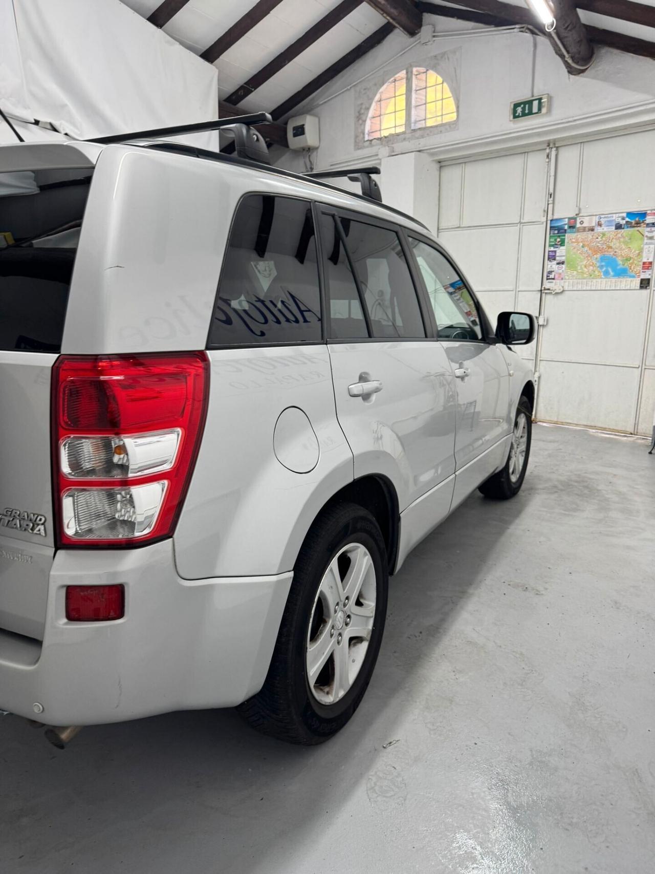 Suzuki Grand Vitara 1.9 DDiS 5 porte Executive 2008
