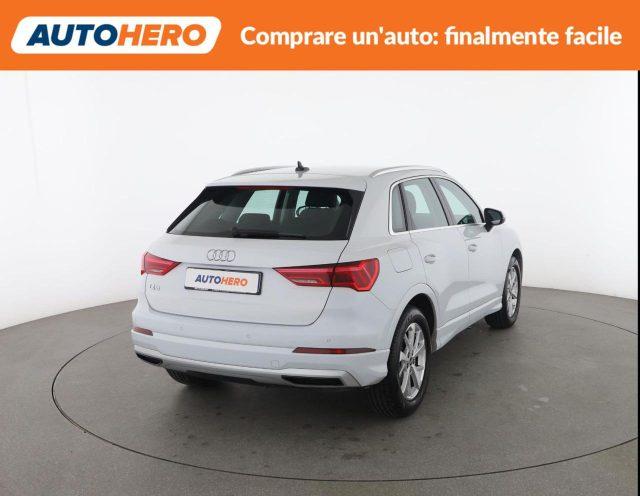 AUDI Q3 35 TFSI Business Advanced