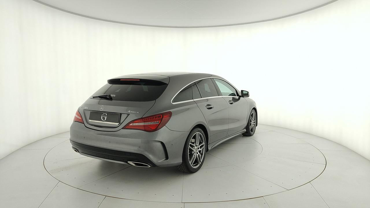Mercedes-Benz CLA Shooting Brake 200 d Premium 4matic auto FL