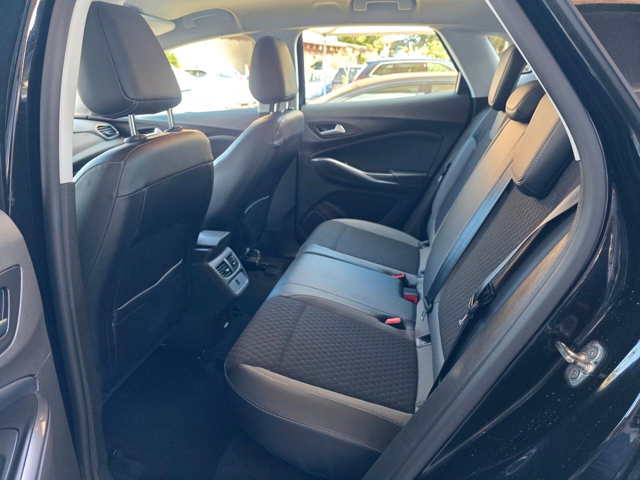 Opel Grandland 1.5 diesel Ecotec aut. Business Elegance