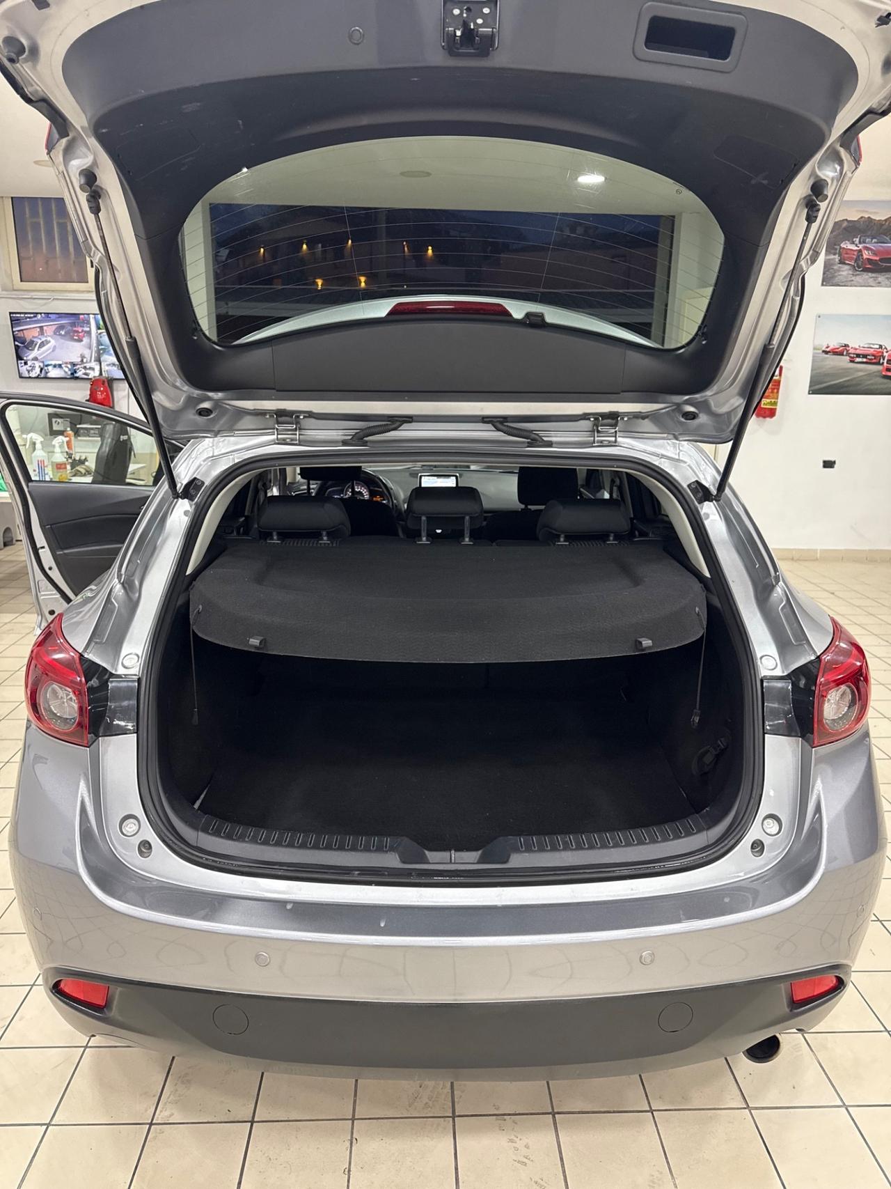 Mazda 3 1.5 2016 full optional nuova