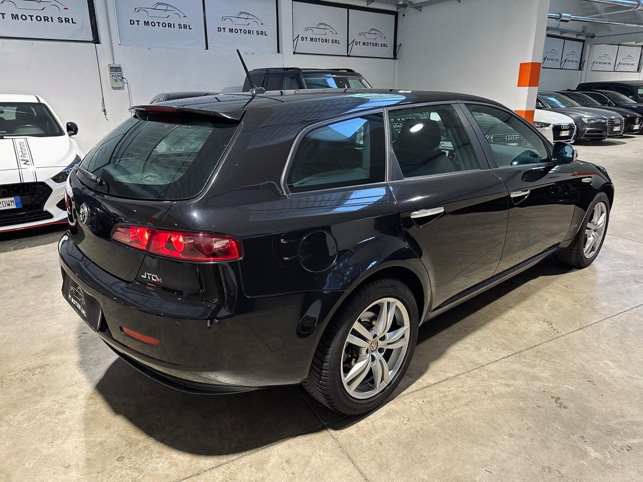 Alfa Romeo 159 2.0 JTDm EURO 5-NAVI-UNICOPROPRIETARIO