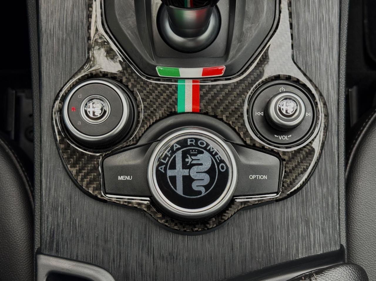 Alfa Romeo Stelvio 2.2 T Super Q4 210CV AT8 NAVI CAM