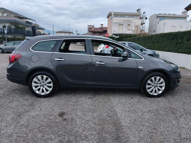 OPEL Astra 1.7 CDTI Sw Cosmo ( TAGLIANDATI )