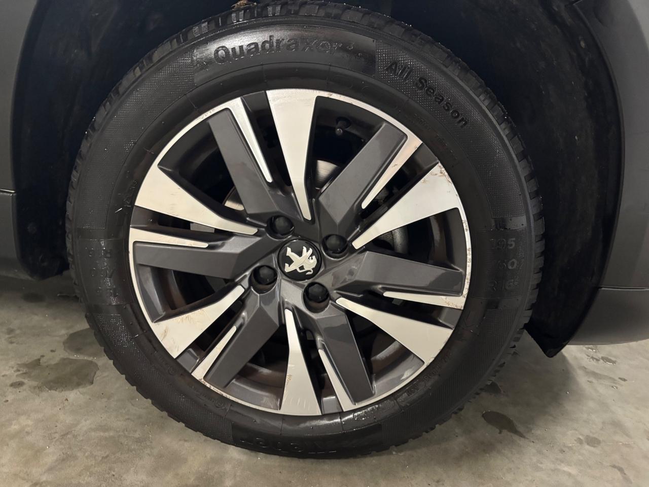 Peugeot 2008 1.2 B / GPL 2029 OK NEOPATENTATI Allure