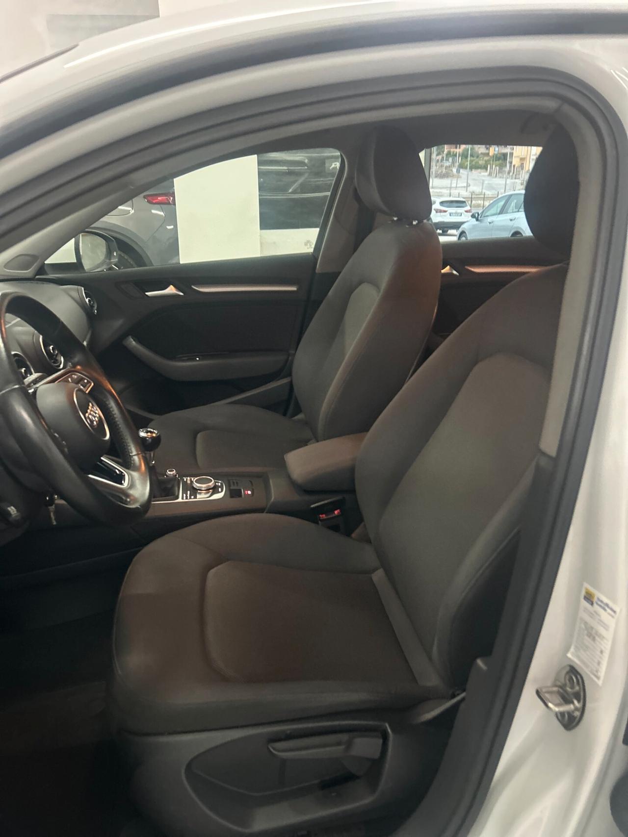 Audi A3 SportBack 2.0 TDI 150cv Sport 11/2017