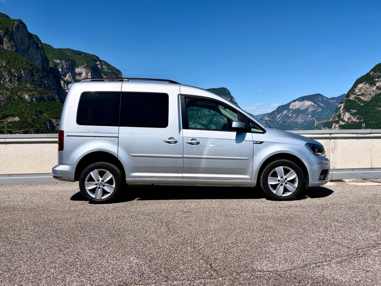 Volkswagen Caddy 2.0 TDI 122 CV 4MOTION Comfortline