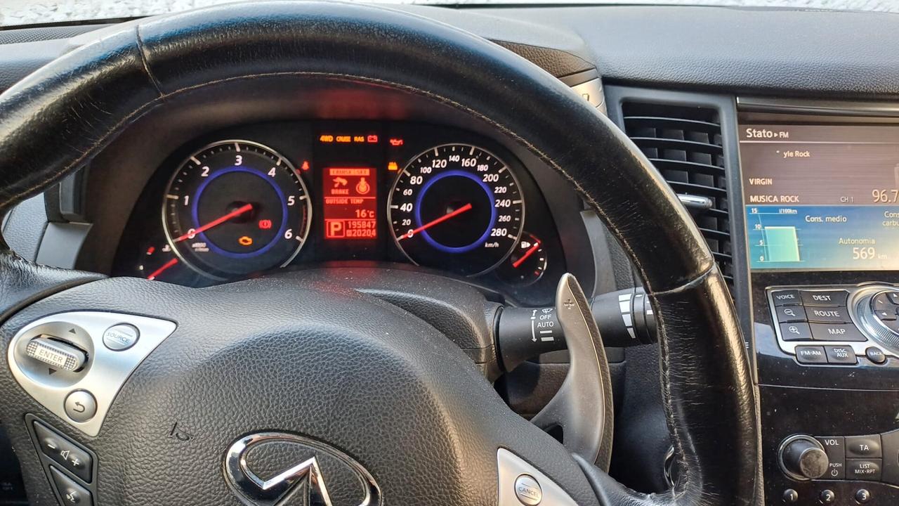 Infiniti FX30d S Premium