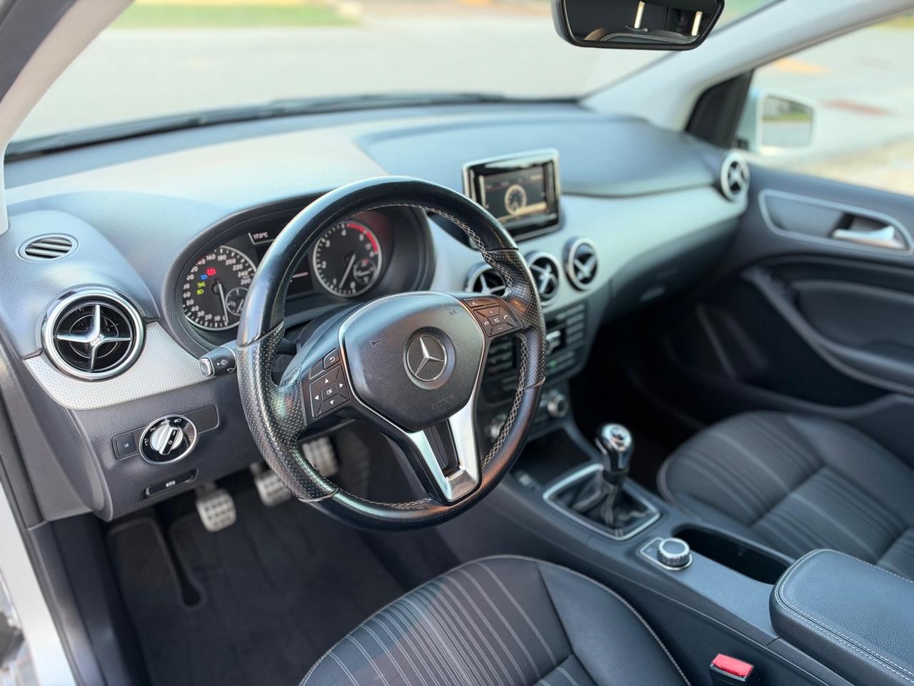 Mercedes-benz B 180 CDI Premium