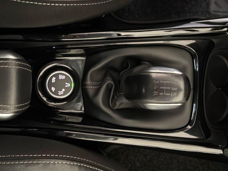 Peugeot 2008 BlueHDi 100cv Allure