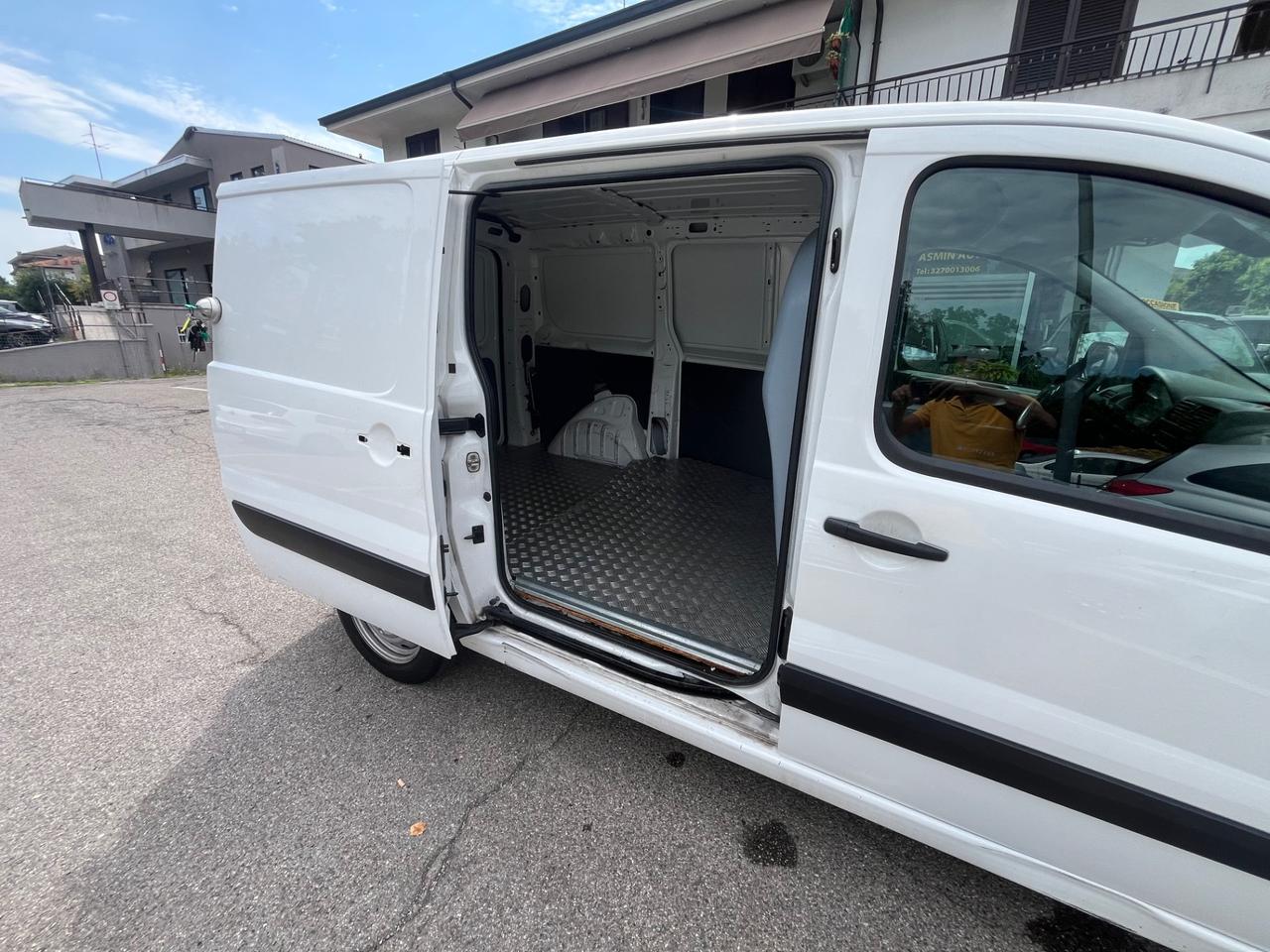 Citroen Jumpy 2.0HDI/94CV/Euro5B con FAP/3Posti e 5Porte/la portata 970KG/unico proprietario