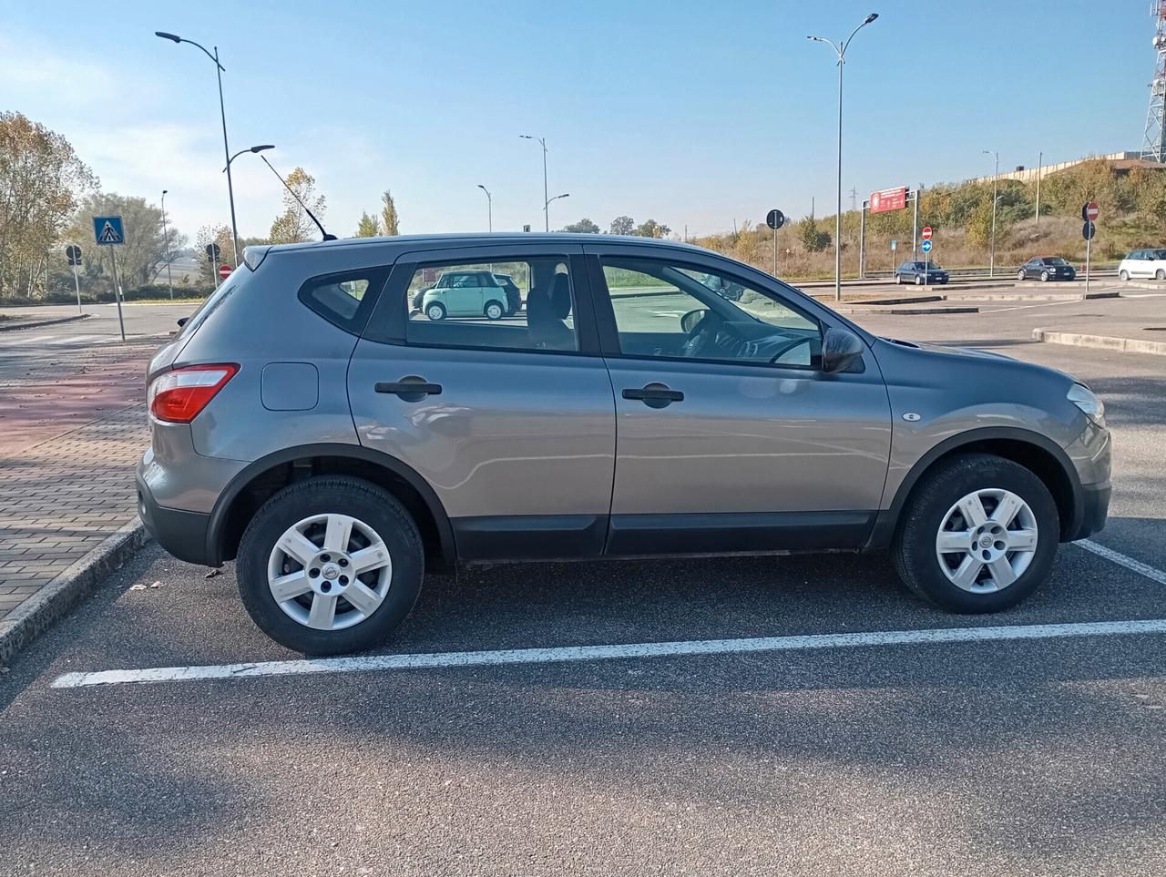 Nissan Qashqai 1.5 dCi DPF Tekna
