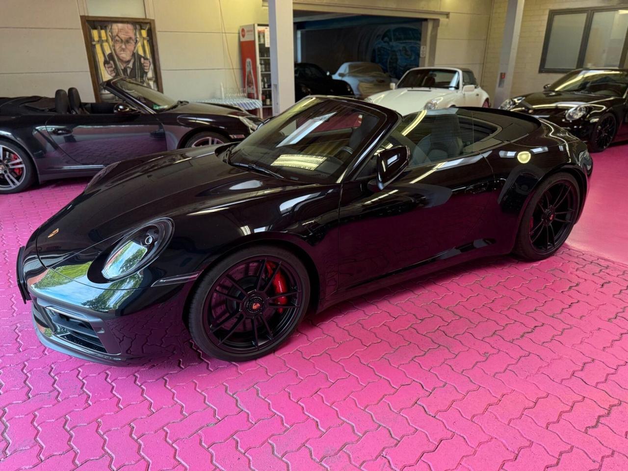 Porsche 911 Carrera 4 GTS Cabriolet
