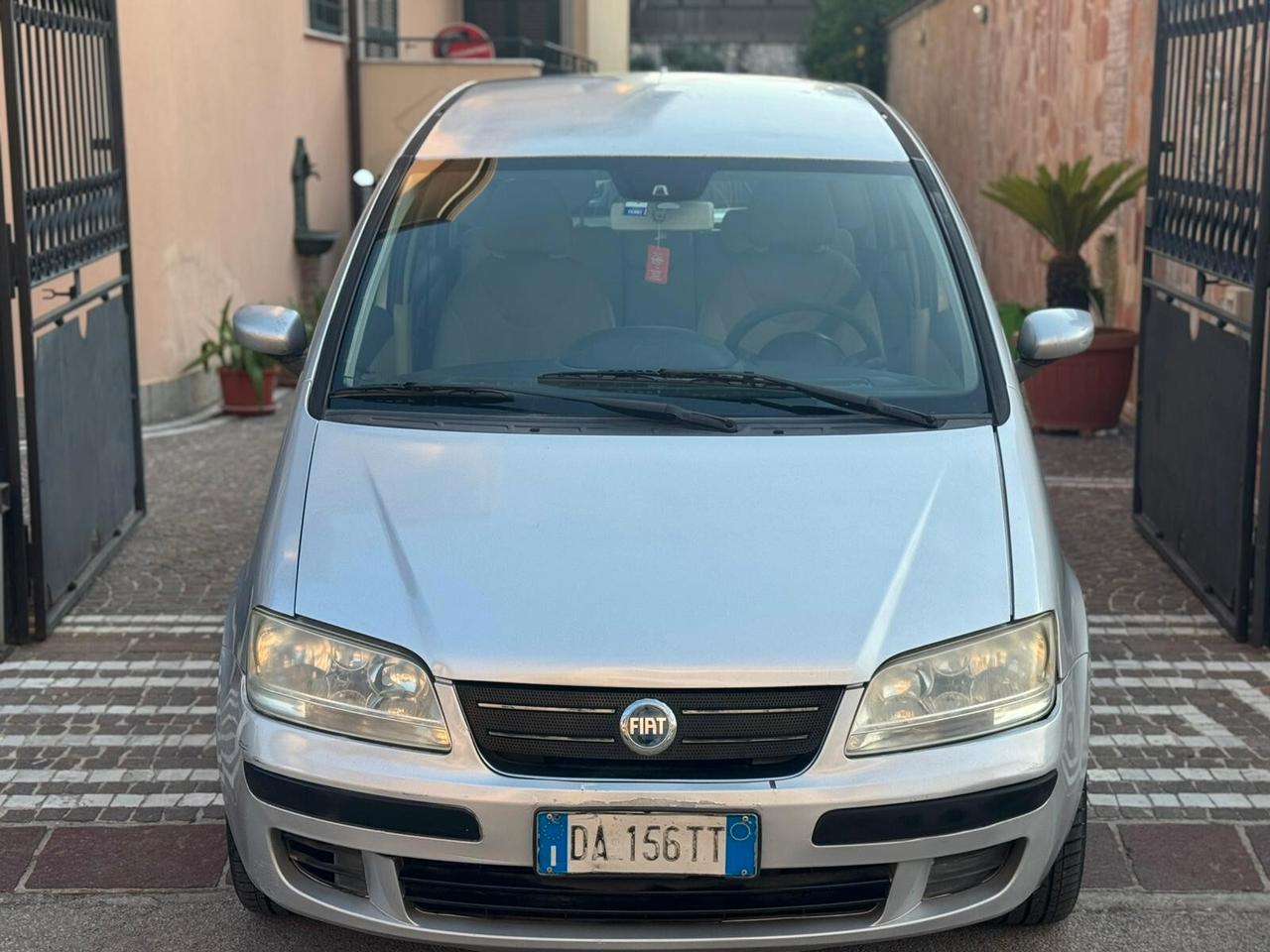Fiat Idea 1.3 Multijet 16V Emotion