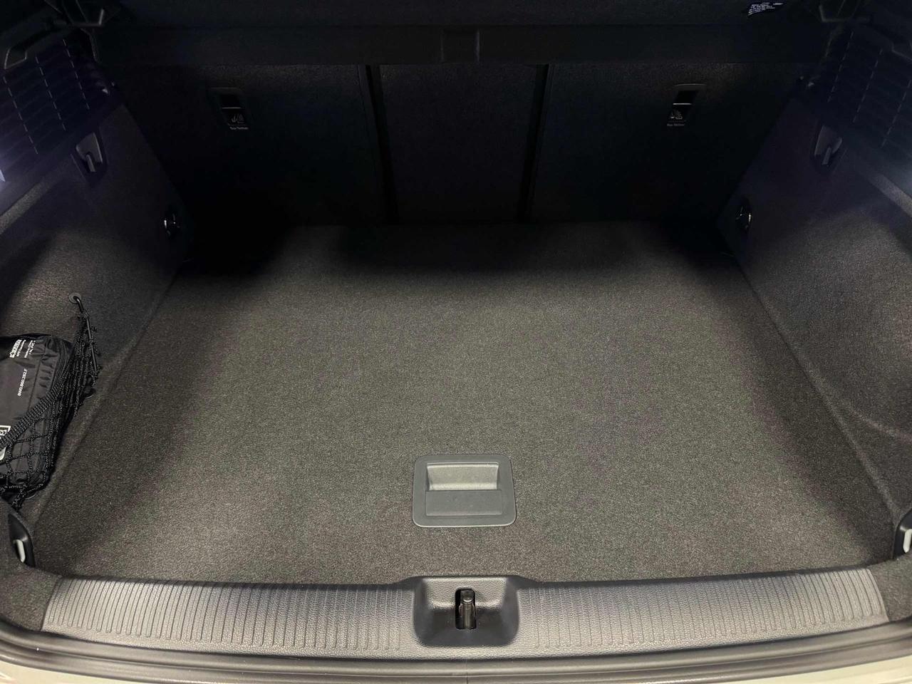 Audi Q2 30 TDI S line Interiors