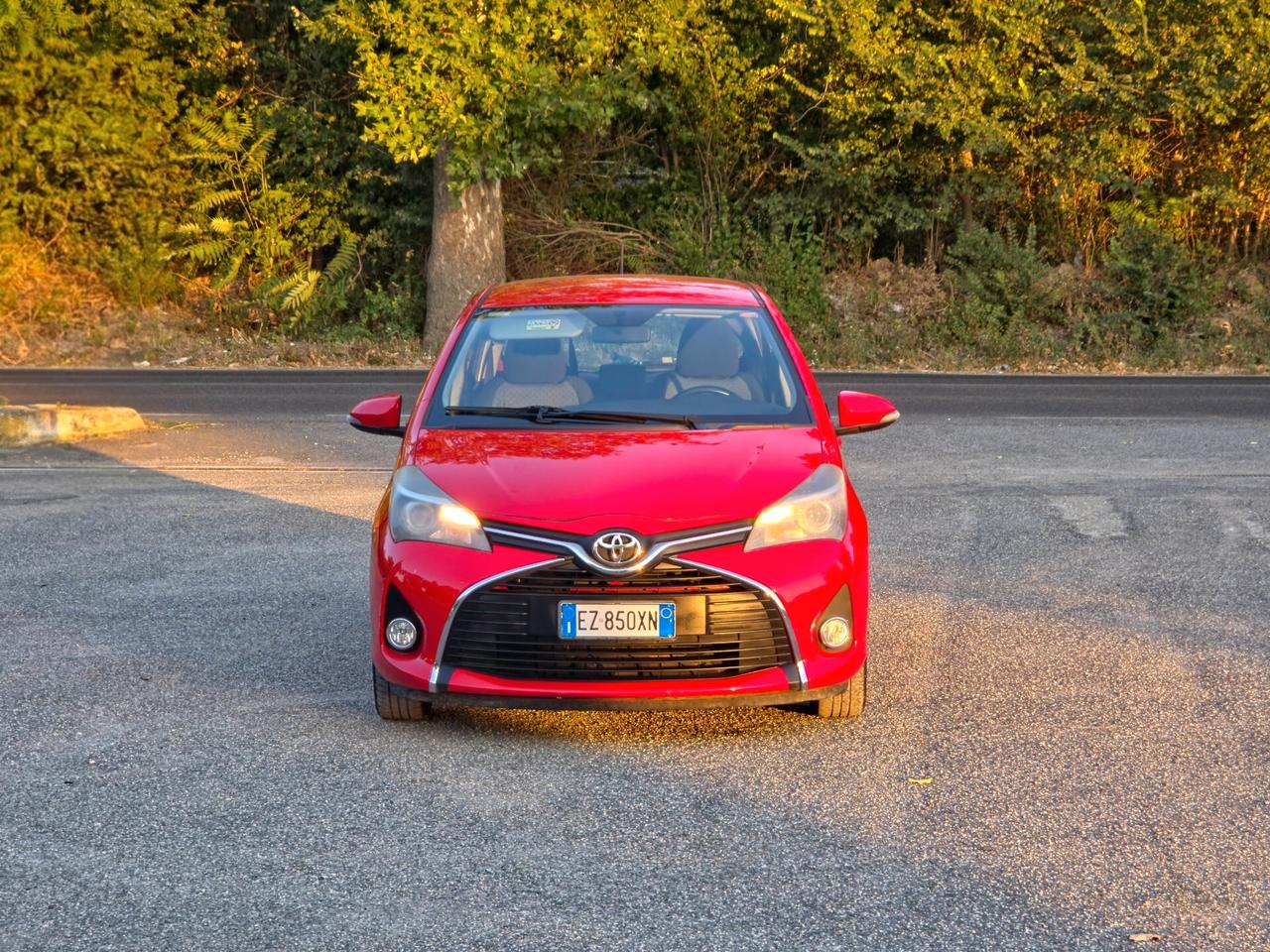 Toyota Yaris 1.0 5 porte Lounge CV-69 E6 Manuale NEO 2015