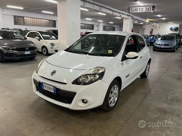 Renault Clio 1.2 tenuta molto bene!!!