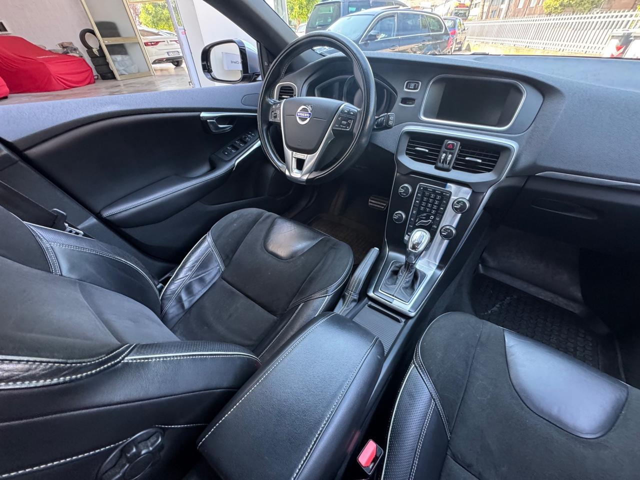 Volvo V40 D3 Geartronic R-design