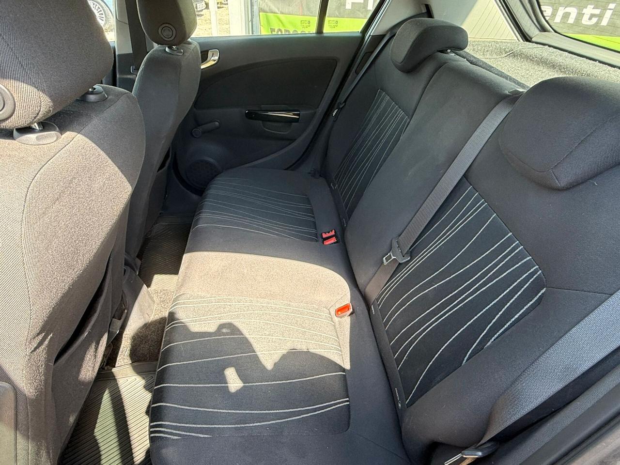 Opel Corsa 1.2 5 porte Cosmo