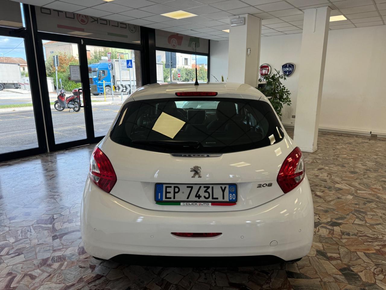 Peugeot 208 1.4 Vti 95CV 5 PORTE Allure