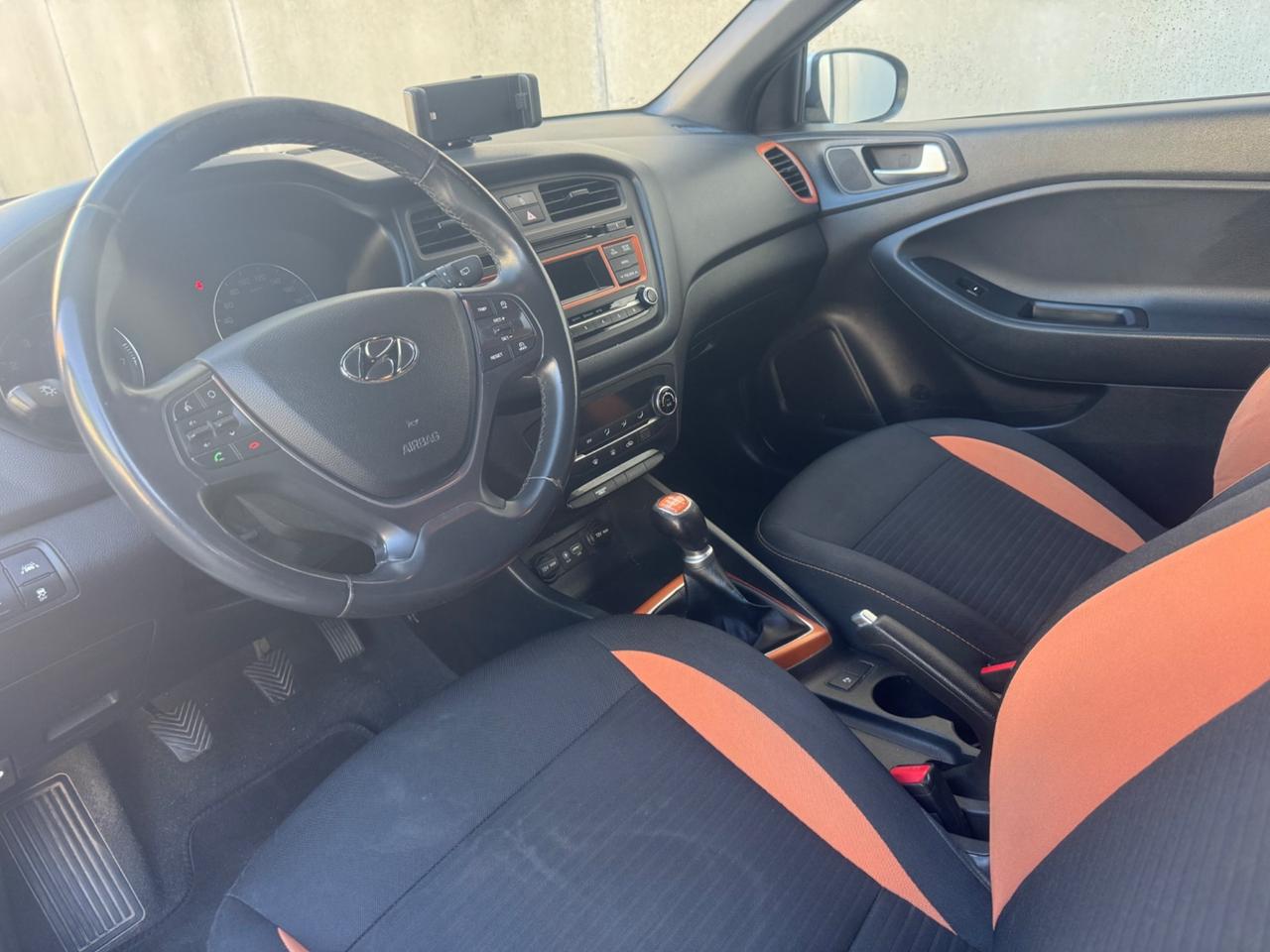 Hyundai i20 Coupé 1.2 Sport UNIPRO OK NEOP