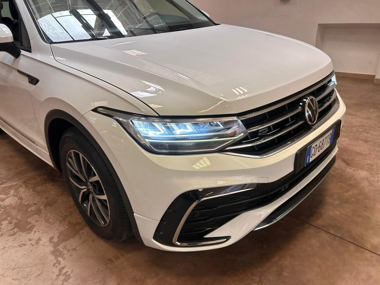 Volkswagen Tiguan 2.0 TDI 150 CV SCR DSG R-Line