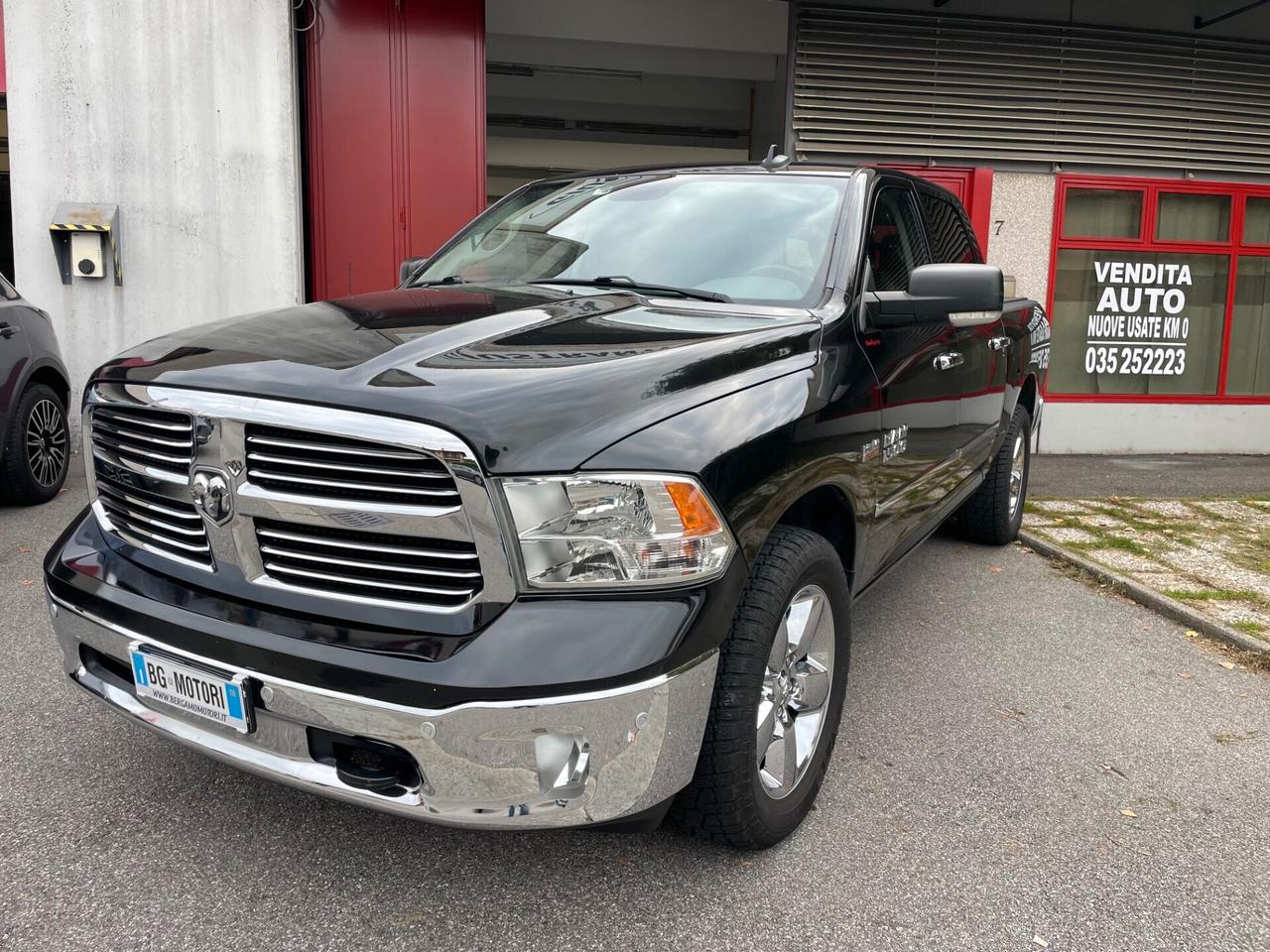 Dodge RAM 1500 5.7 V8 Crew Cab MB Longhorn at8