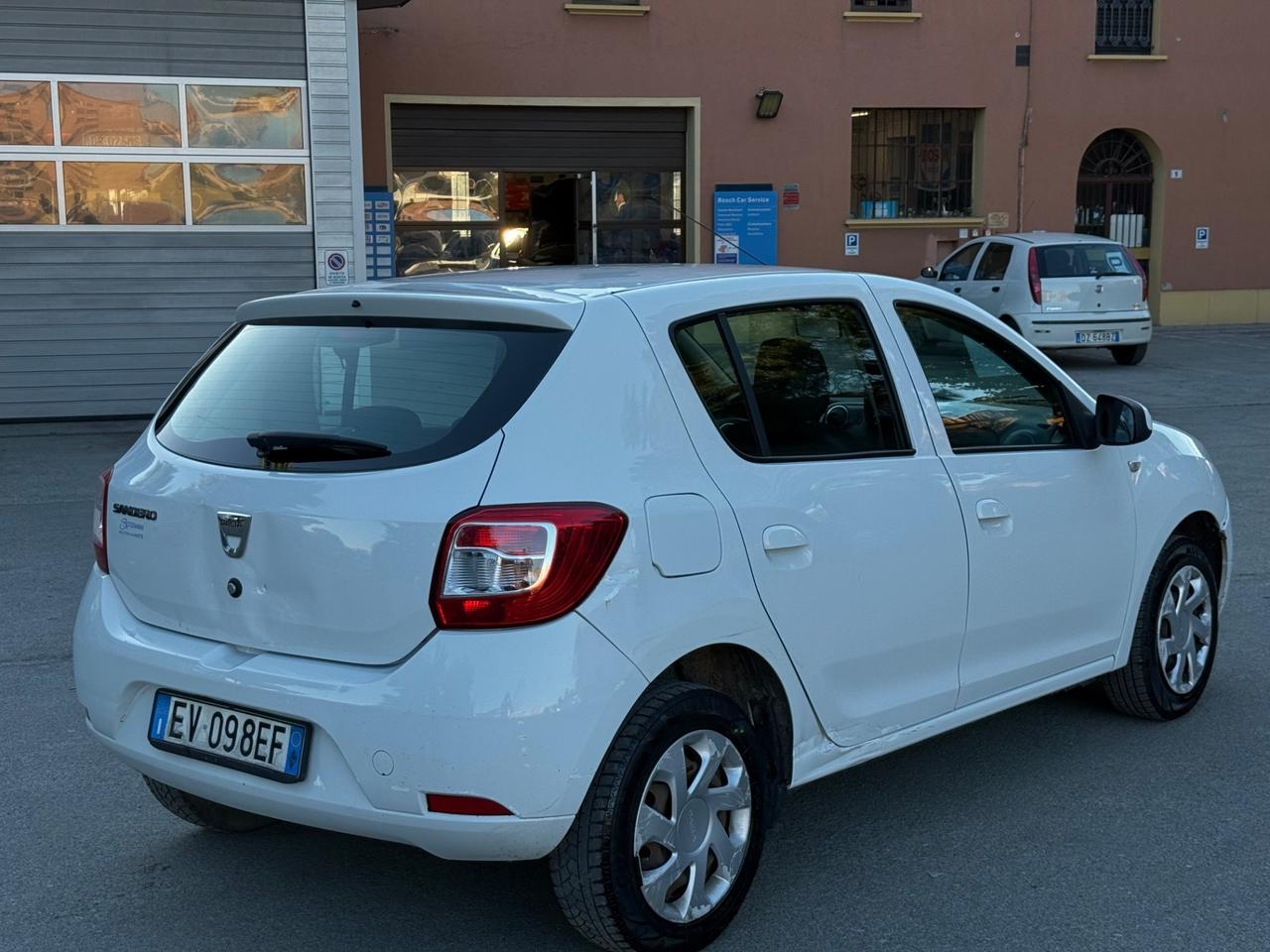 Dacia Sandero 1.2 75CV Lauréate