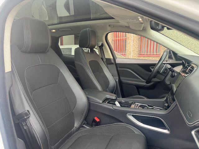 JAGUAR F-Pace 2.0 D 180 CV aut. R-Sport TETTO PANORAMICO!!!!