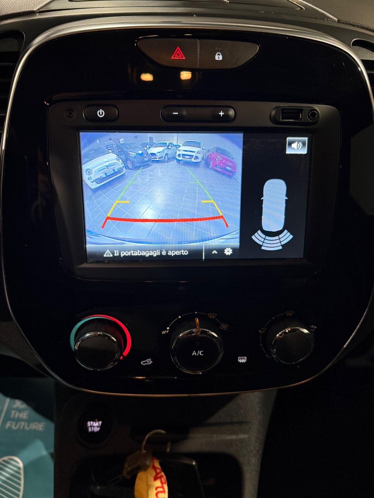 Renault Captur 1.5 -NEOPATENTATI-GARANZIA