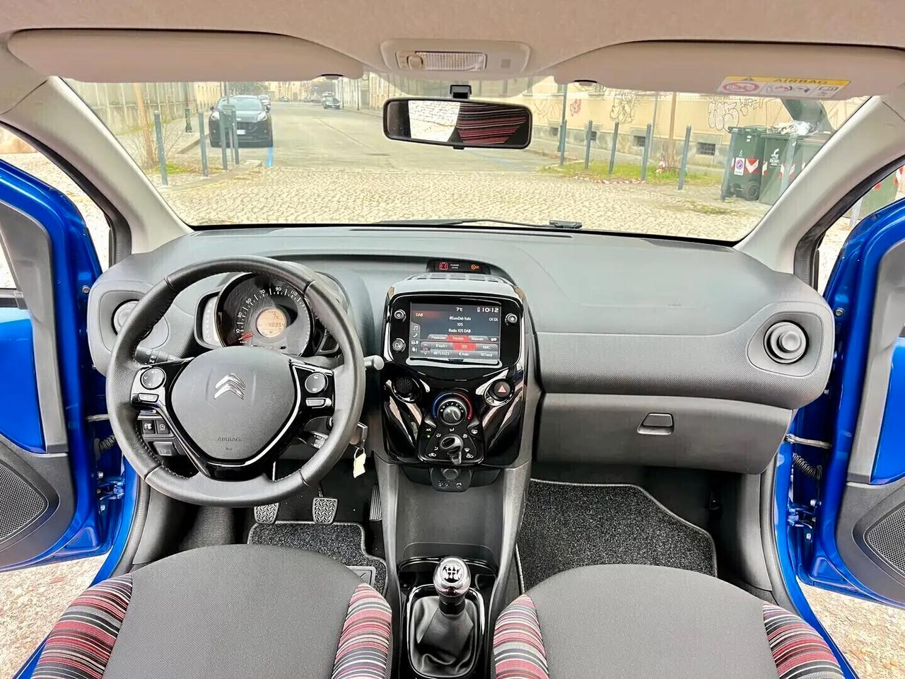 Citroen C1 VTi 72 S&S 5 porte Shine