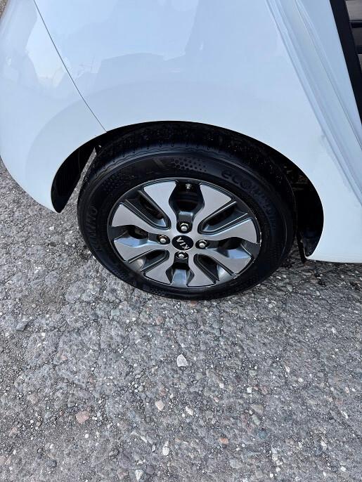 Kia Picanto 1.0 12V 5 porte Glam Collection