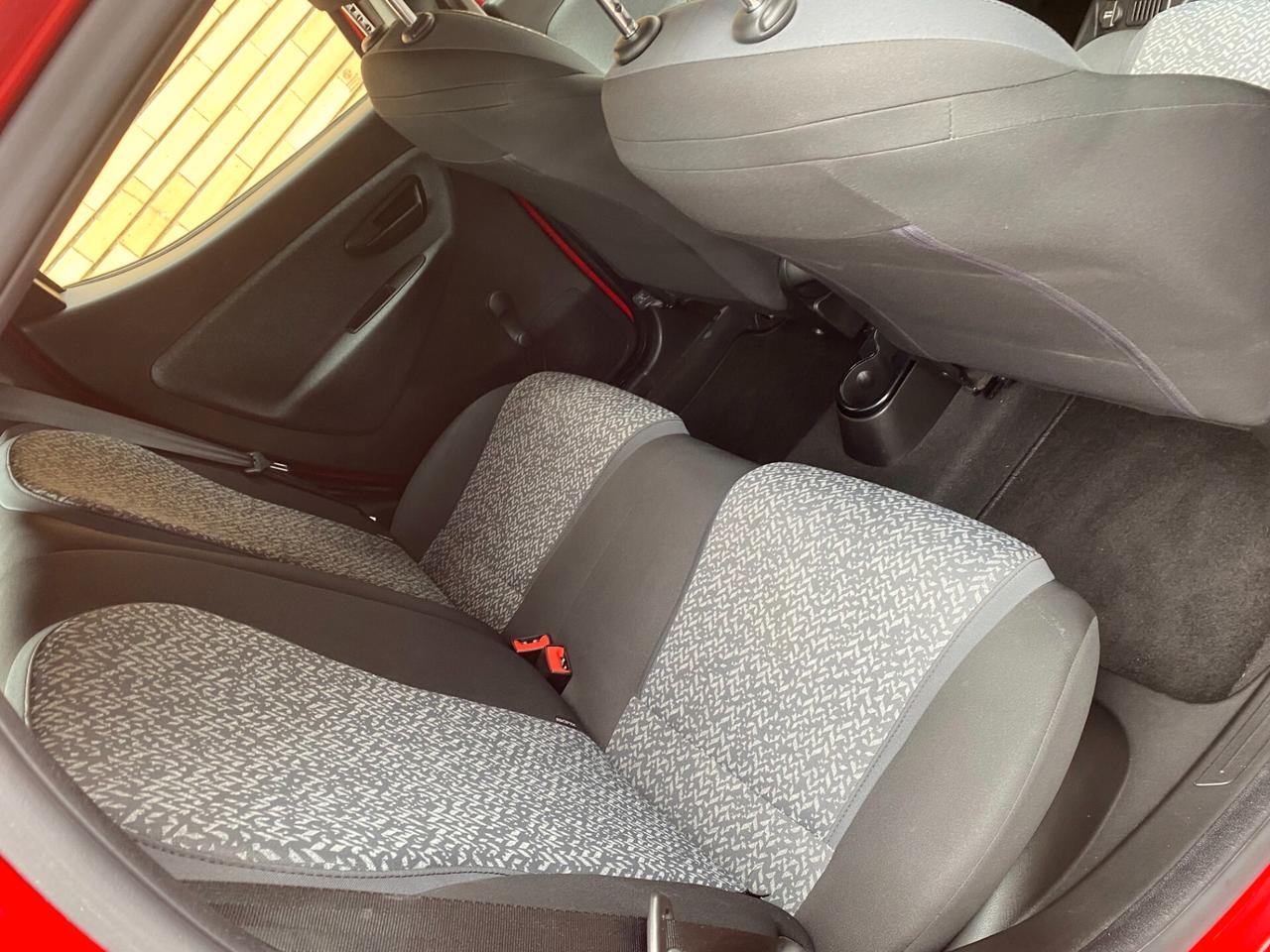 Lancia Ypsilon 1.2 69 CV 5 porte S&S Gold hybrid ecochic