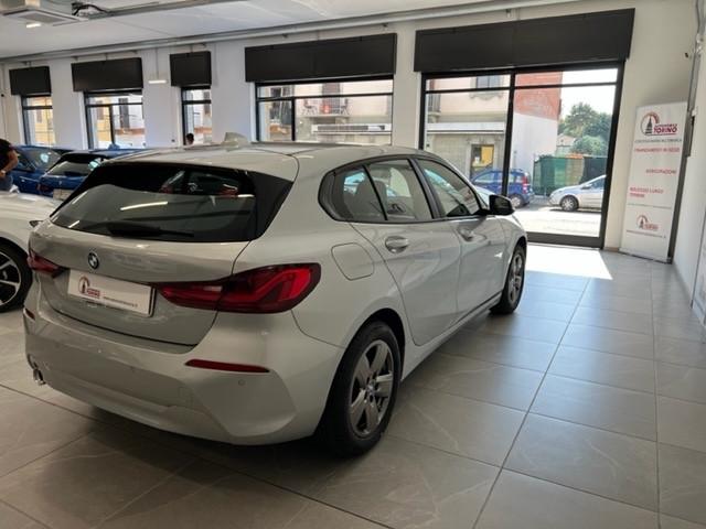 Bmw 118 118i 5p. Business Advantage