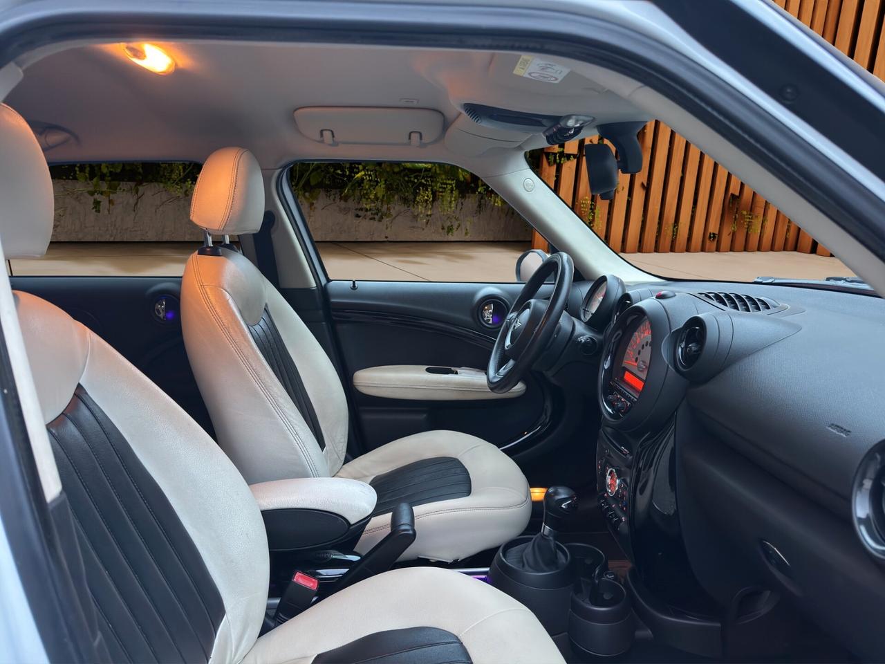 Mini Cooper Countryman 2.0 D Automatica