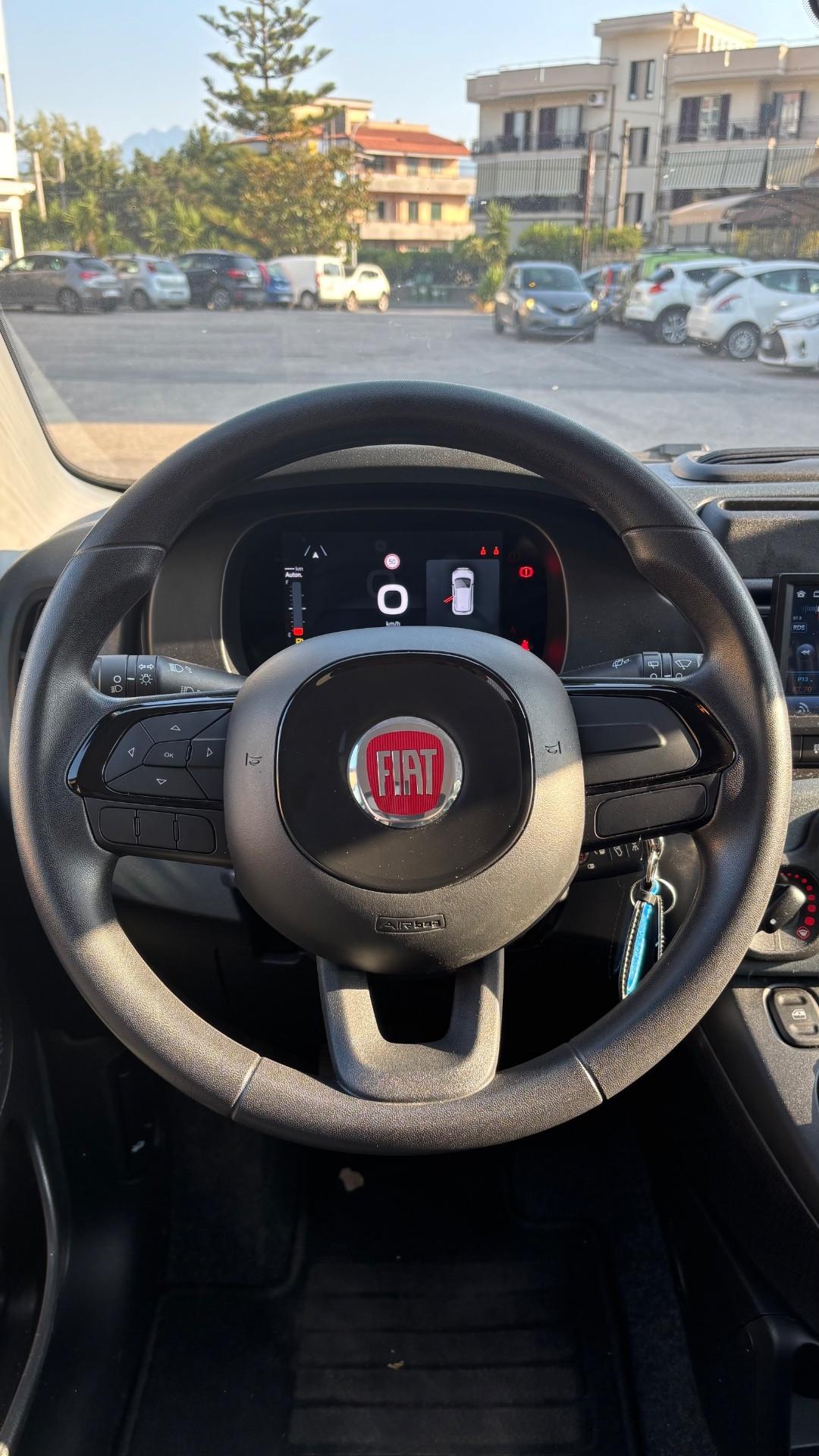 Fiat Panda 1.0 FireFly S&S Hybrid Pandina