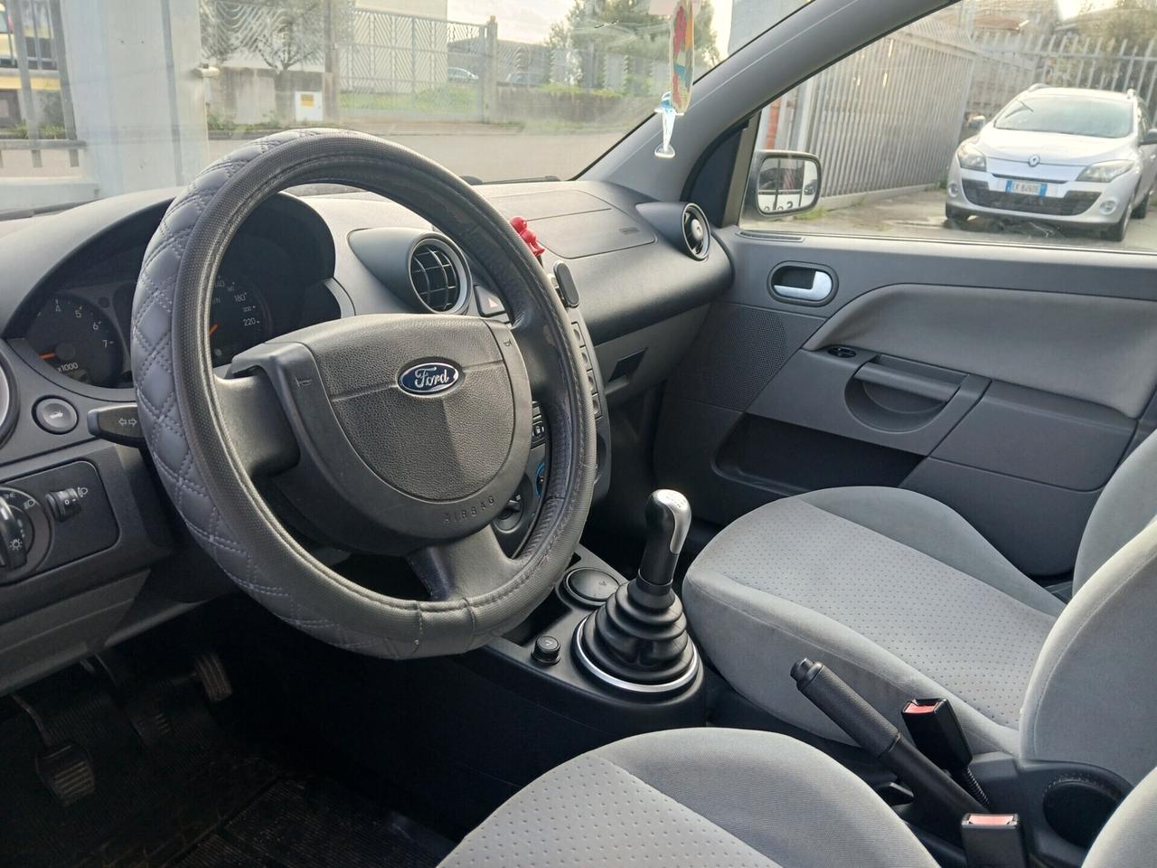 FORD Fiesta 1.400 Benzina 80cv 5porte Km122.000