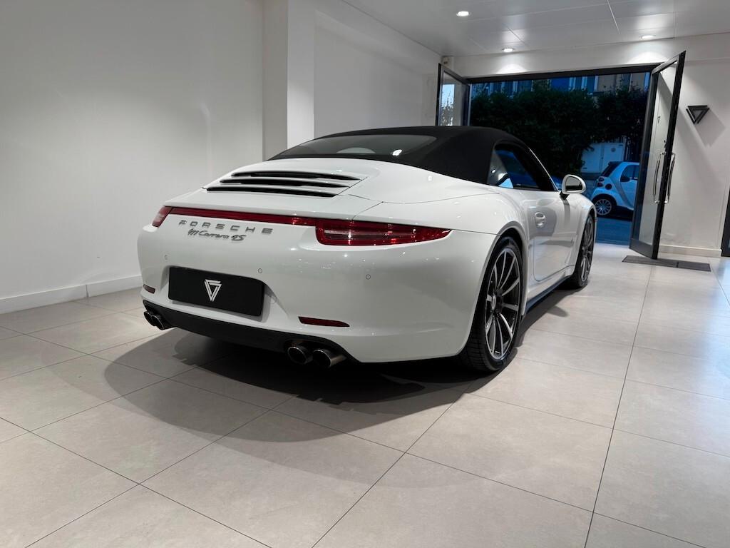 Porsche 911 3.8 Carrera 4S Cabriolet