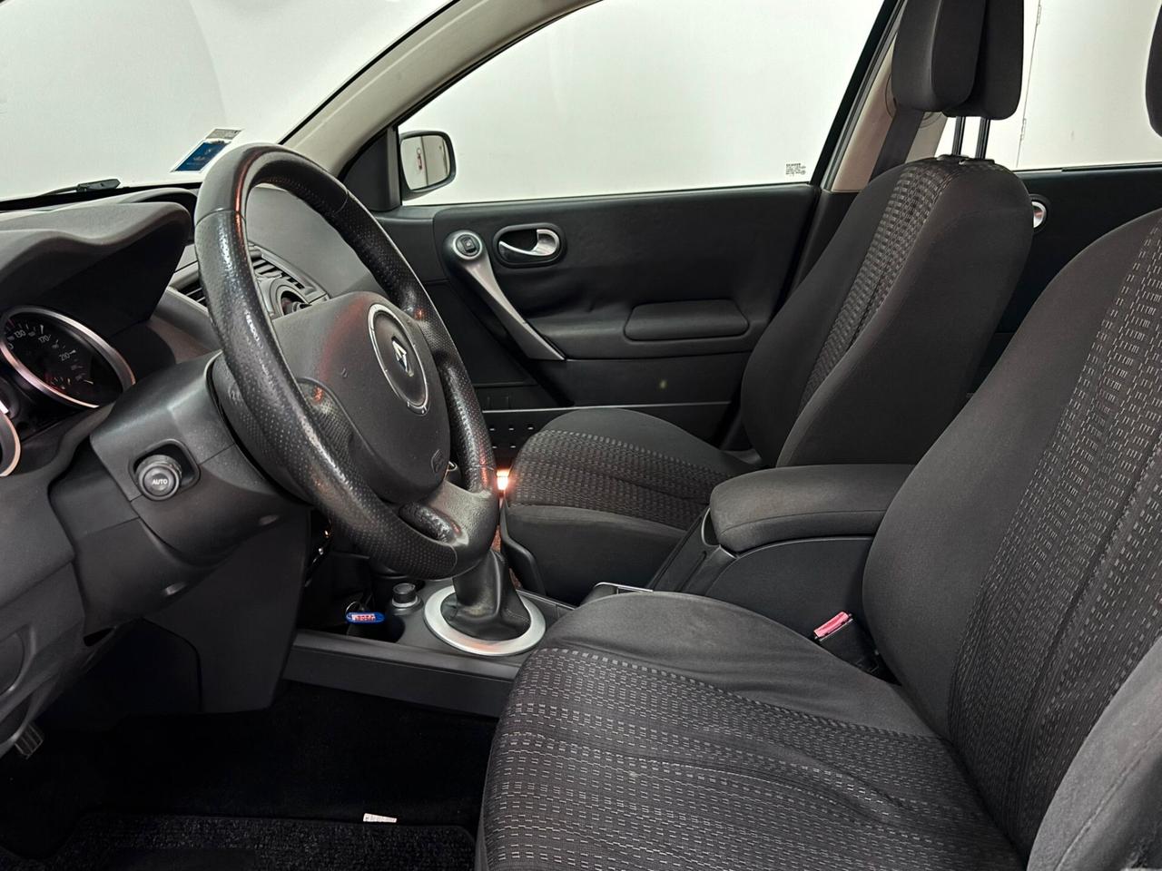 Renault Megane Mégane 1.6 16V Grandtour