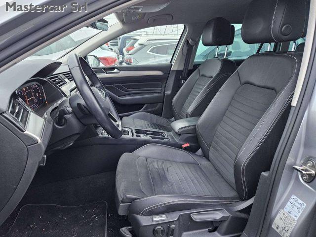 VOLKSWAGEN Passat Variant Variant 2.0 tdi Executive 150cv dsg - GD193EA
