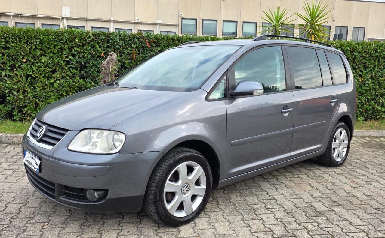 Volkswagen Touran 2.0 TDI 140CV Highline
