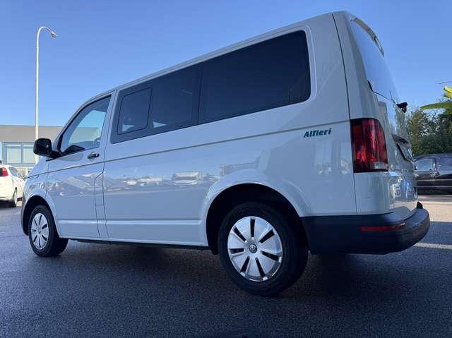 Volkswagen T6.1 Caravelle 2.0TDI DSG 150cv E6D Trendline 2 Clima 9 Posti IVA