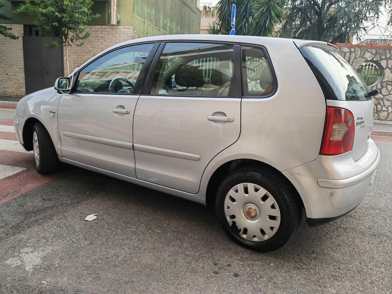 VOLKSWAGEN POLO 1.4 TDI CV75 KW55 TRENDLINE