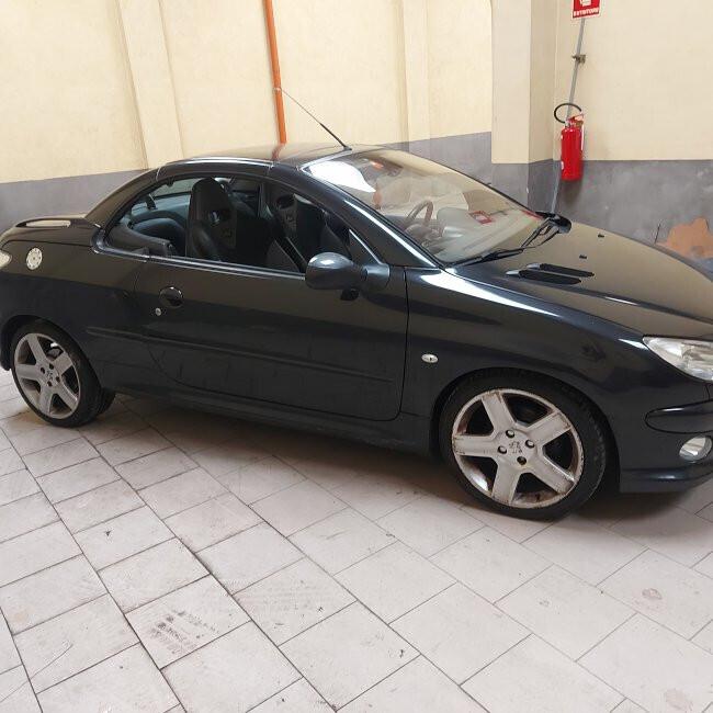 Peugeot 206 2.0 16V CC RC-LINE