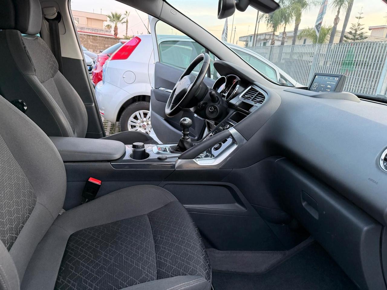 Peugeot 3008 BlueHDi 115cv S&S Allure-04/2015