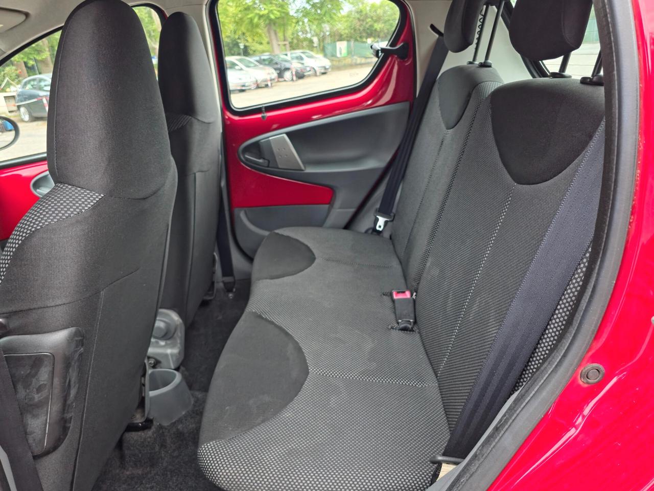 Toyota Aygo 1.0 12V VVT-i 5 porte Sol CV-68 2008-E4 Manuale NEO