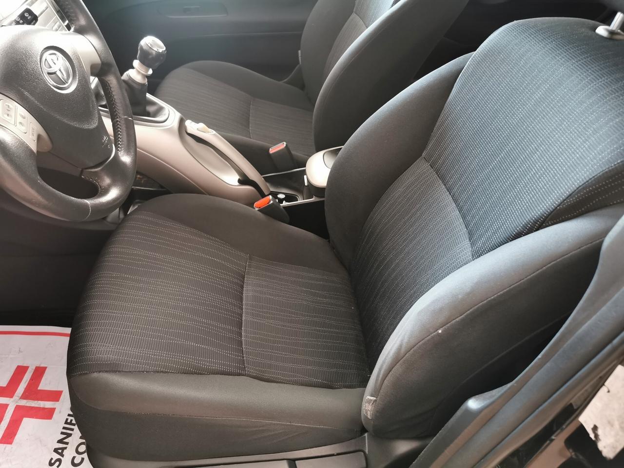 Toyota Auris 1.4 D-4D 5 porte Sol