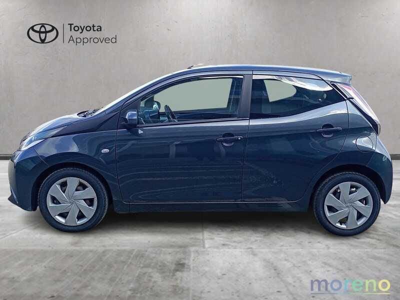 Toyota Aygo 1.0 x-cool 5p
